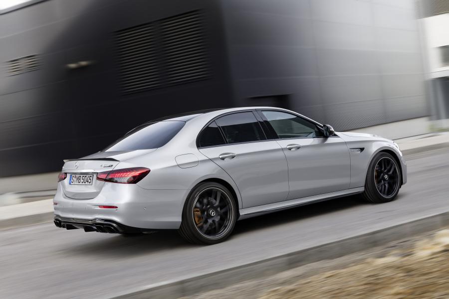  Mercedes-AMG E63 S 4Matic+ (W213) 2020 года  (WW) (фото 32 из 35)